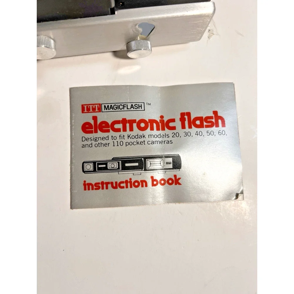 Vintage Itt magic flash With Original Box And Manuals - Untested
